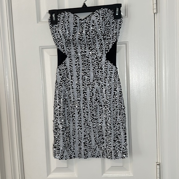 Bebe black and white sequins dress XS - Picture 2 of 3